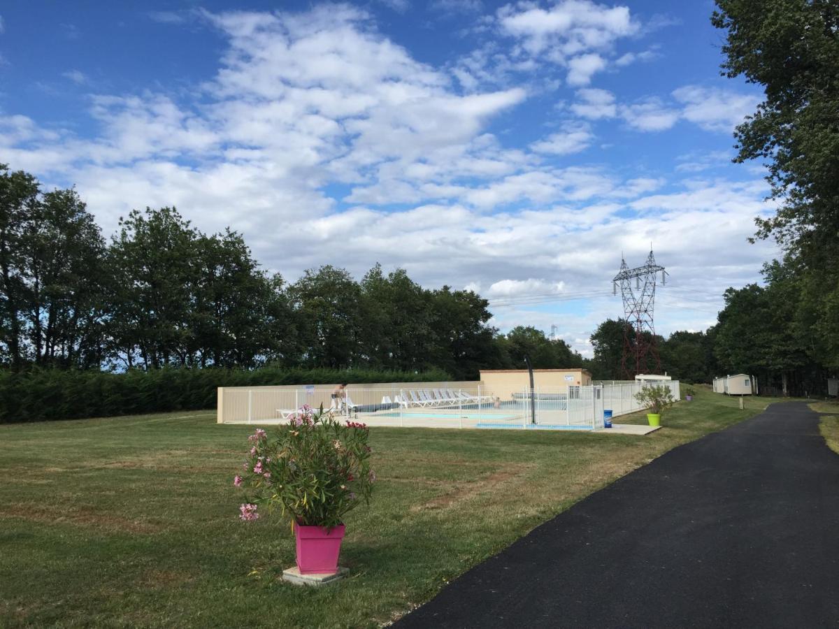 Camping Les Petites Minaudieres Coussay-les-Bois Zewnętrze zdjęcie