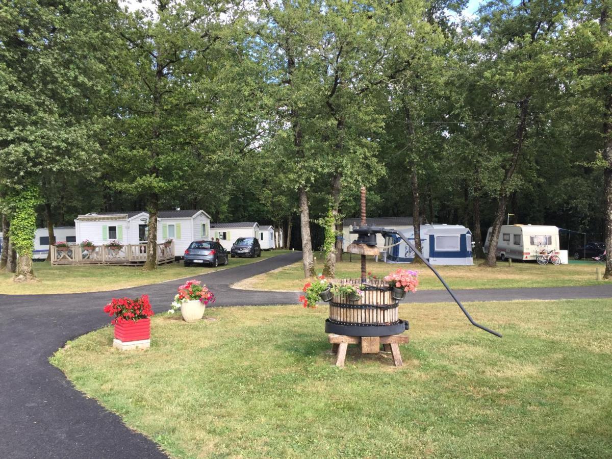 Camping Les Petites Minaudieres Coussay-les-Bois Zewnętrze zdjęcie