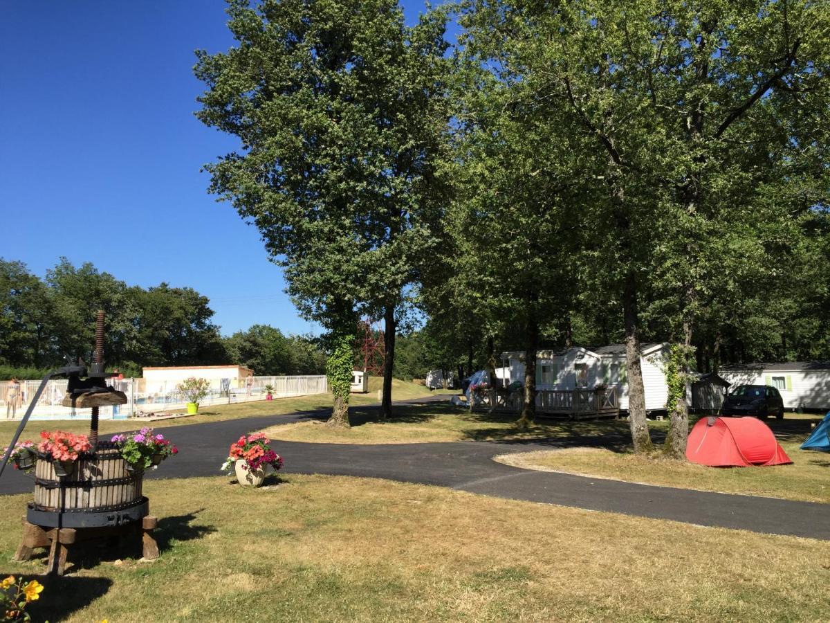 Camping Les Petites Minaudieres Coussay-les-Bois Zewnętrze zdjęcie