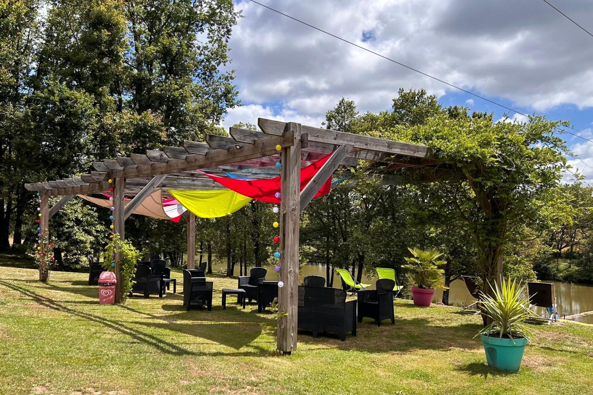 Camping Les Petites Minaudieres Coussay-les-Bois Zewnętrze zdjęcie